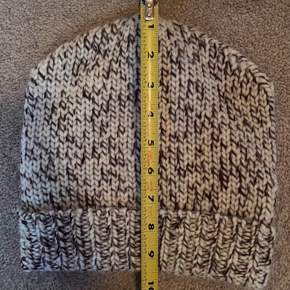 Urban Outfitters Wool Pompom Beanie - Picture 4 of 6